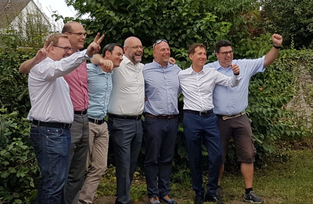 08C28464-FD01-4F05-A045-6AE2D60240AB