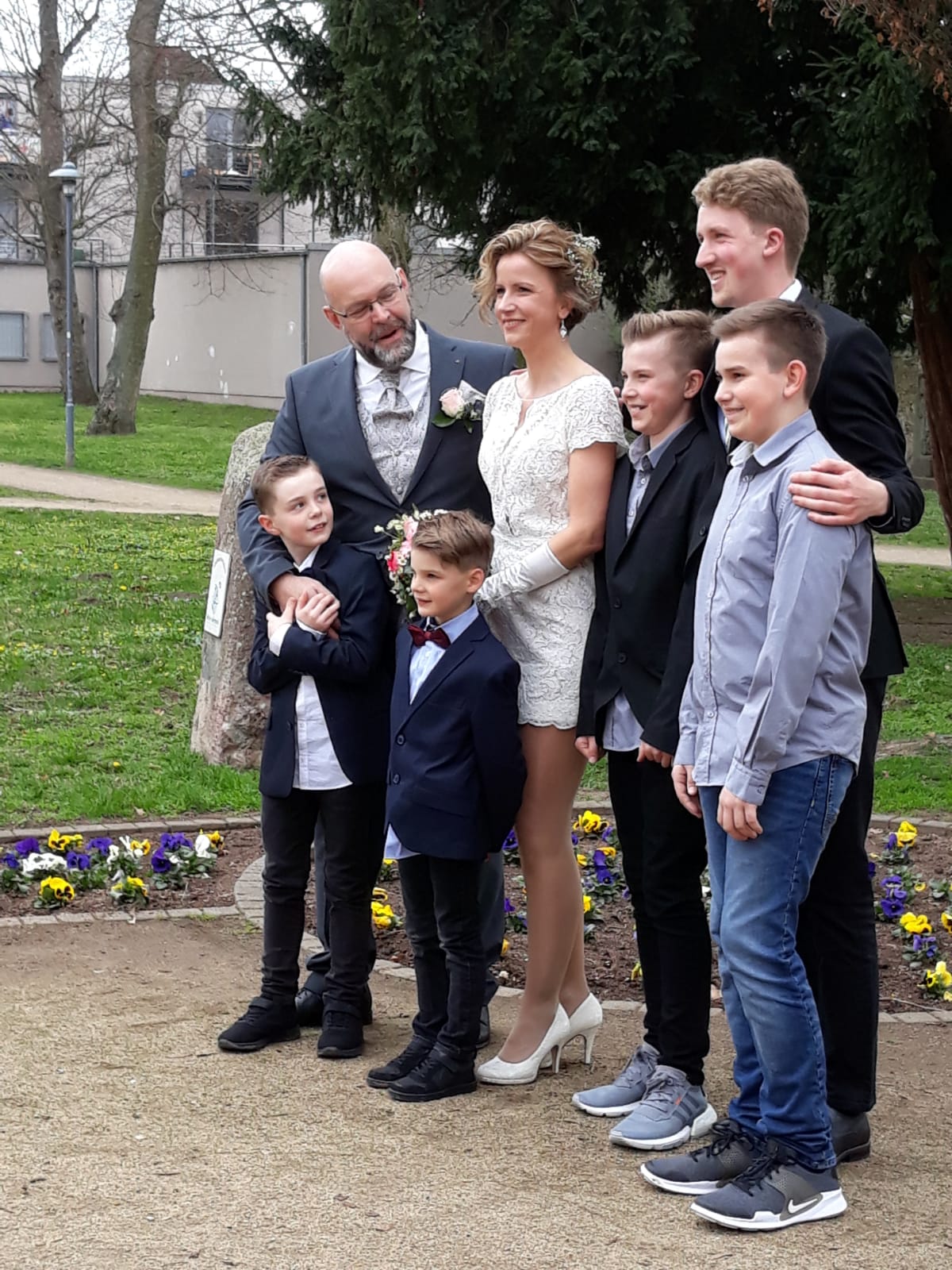 2019-04-07 11.42.27-1