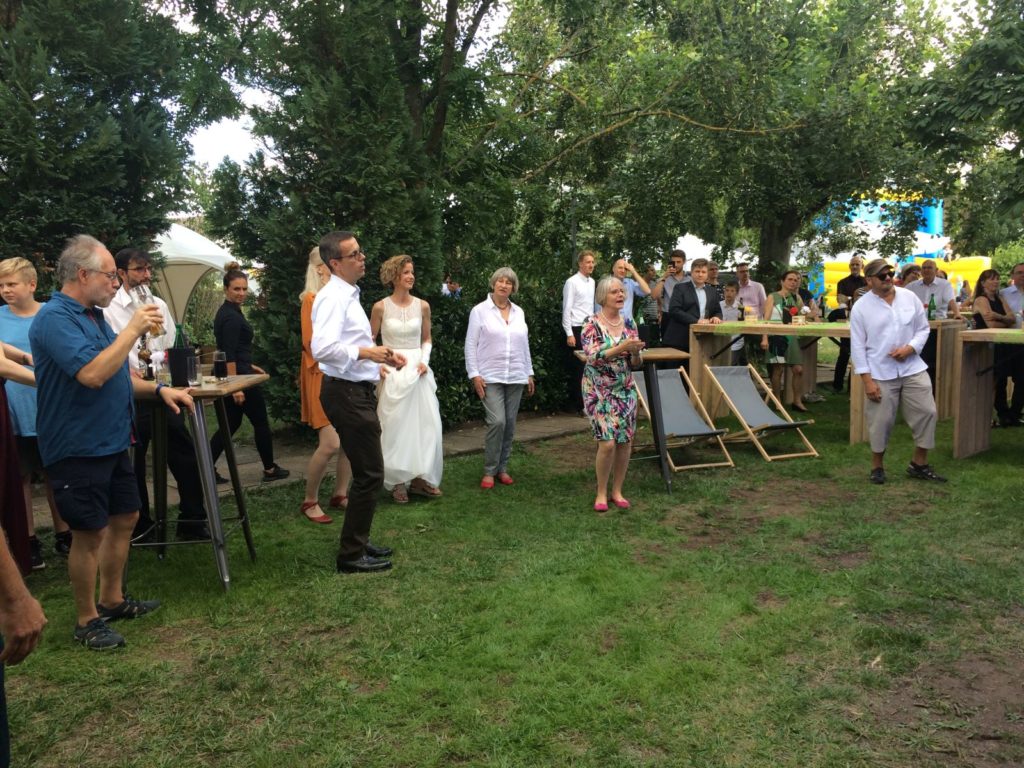 40E075CB-C818-401B-80A3-F68A5A52E65B