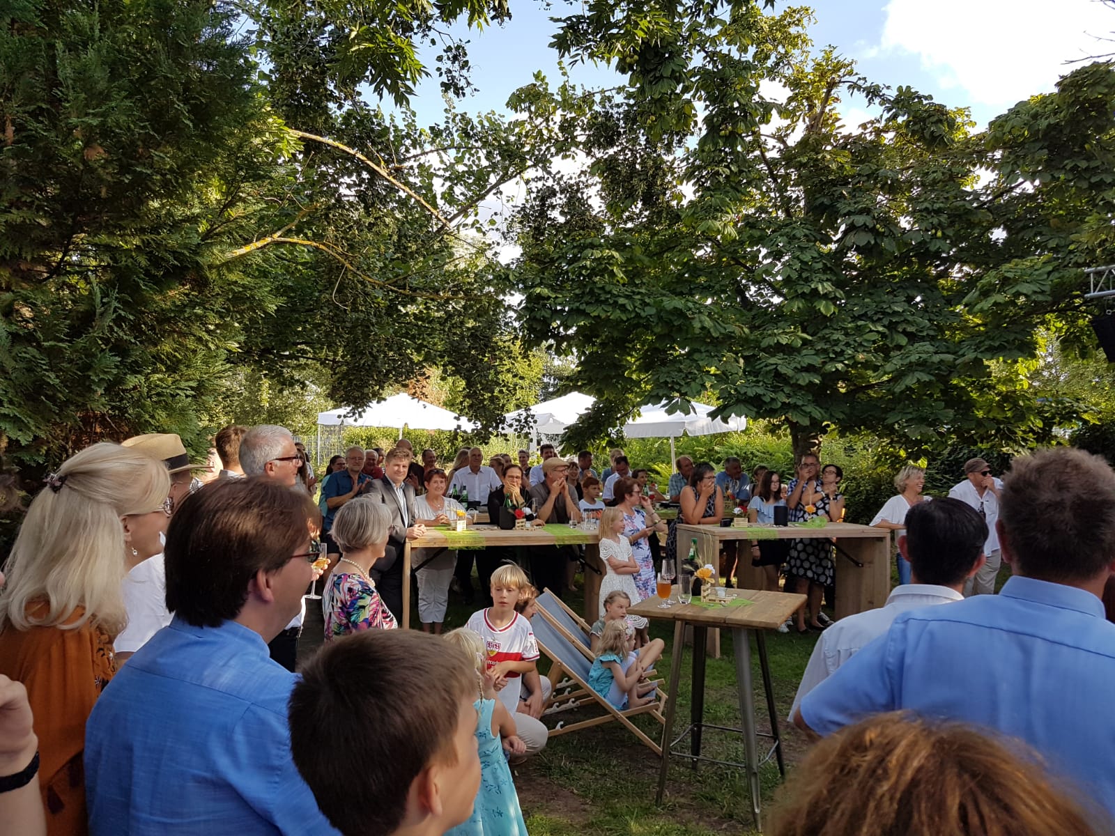 A2DFA883-E216-4241-ABB1-C9CB6758F193