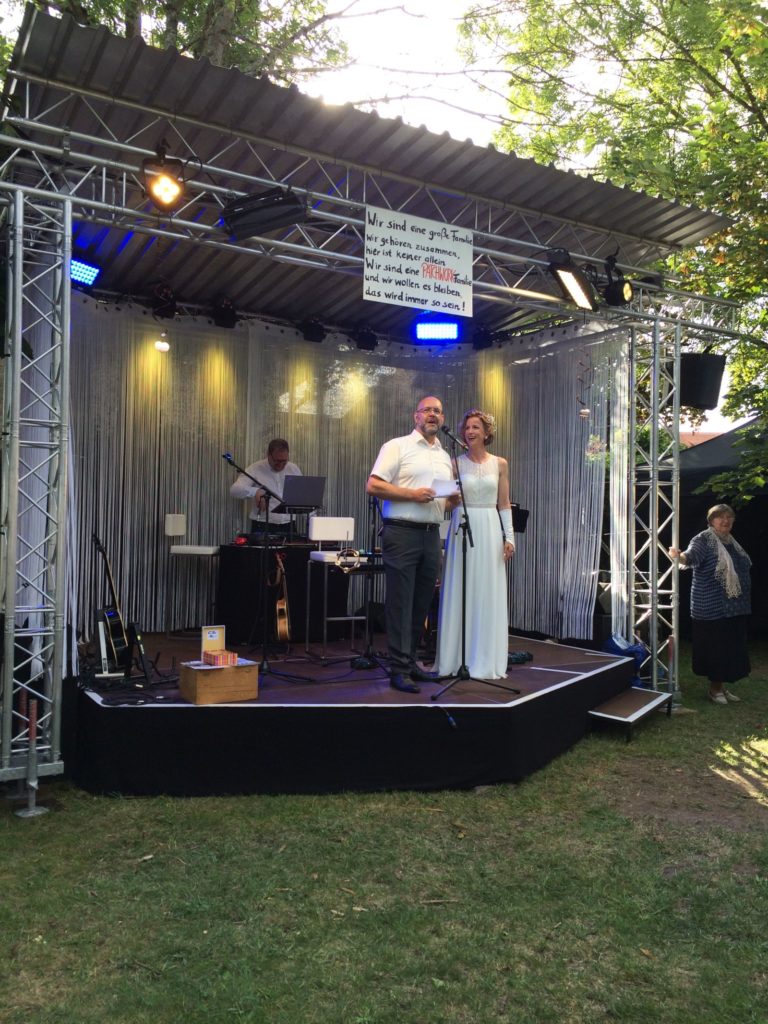 AC4ABAC6-9320-4085-A25F-0CAC43653BCA