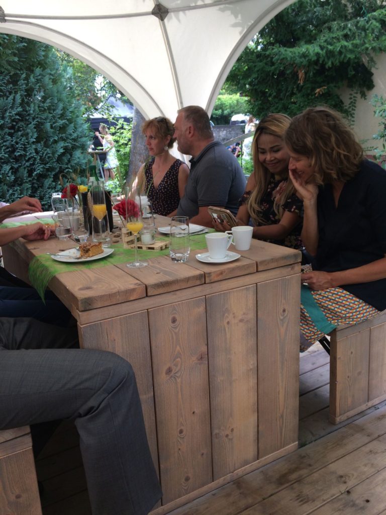 FC13C95A-C69B-4B04-92BD-288ACF3EB4AB